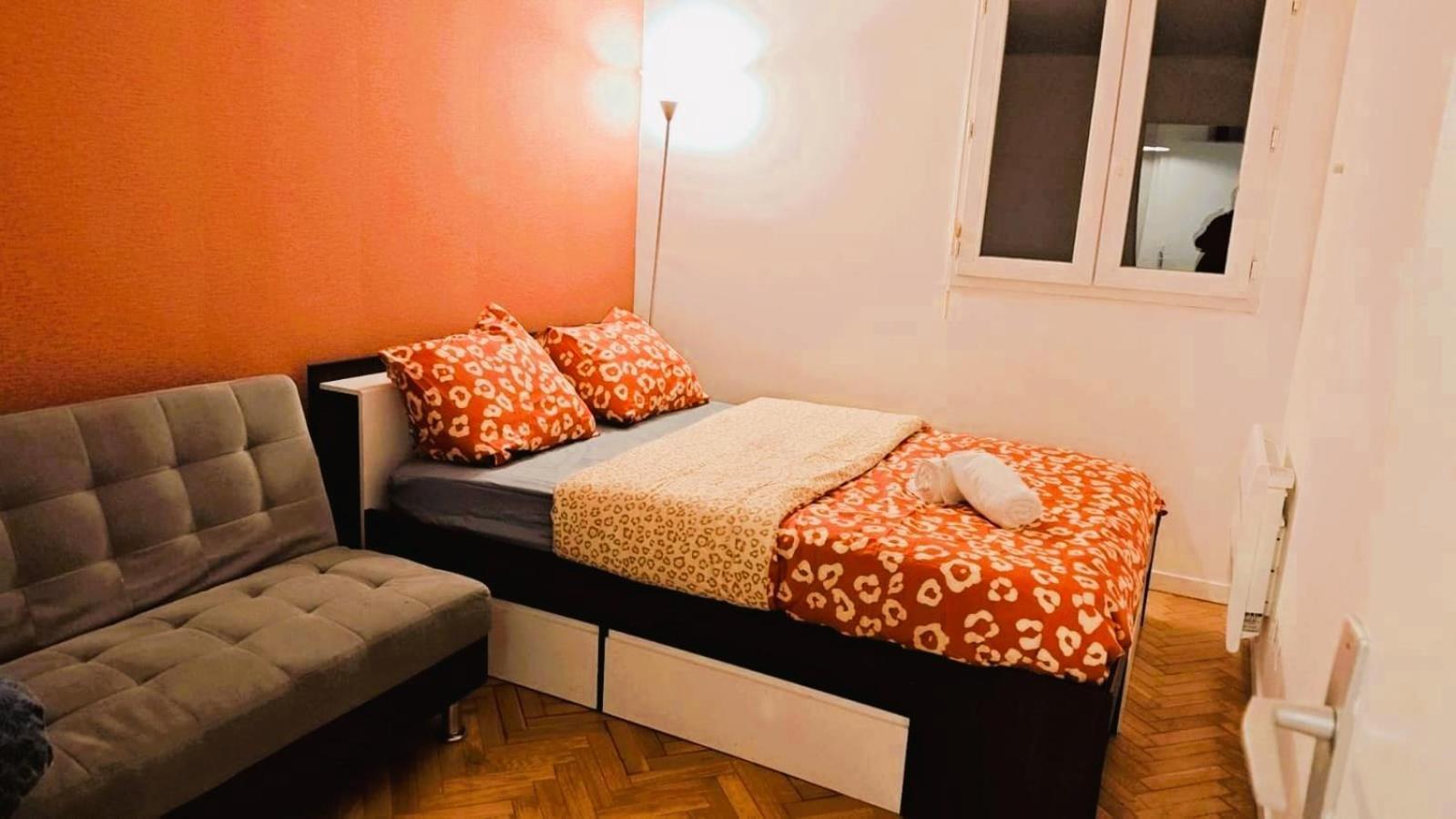 Mini-Studio Avec Kitchenette Ou Chambre Confort Avec Frigo Et Tv - Parking En Option Sur Resa ! シャビル エクステリア 写真